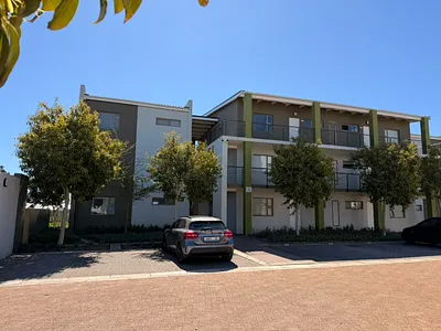 2 Bedroom Apartment To Rent in Milnerton - WSCb.webp