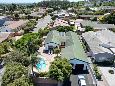 3 Bedroom House For Sale in Parow - img