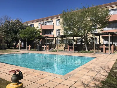 1 Bedroom Apartment To Rent in Cape Town - 5dFH.webp