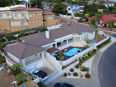 5 Bedroom House For Sale in Plattekloof, Parow - RFcu.webp