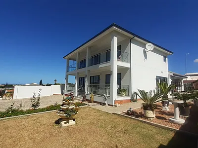 3 Bedroom House For Sale in Jeffreys Bay - sVnE.webp
