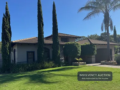 4 Bedroom House For Sale in Kuils River - JxBp.webp