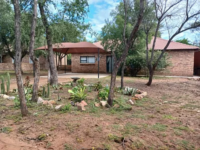 2 Bedroom House For Sale in Thabazimbi - 573B.webp