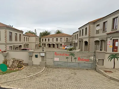 3 Bedroom Townhouse For Sale in Jeffreys Bay - img
