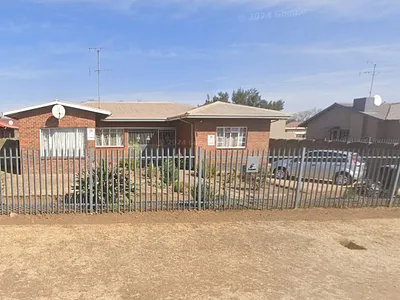 3 Bedroom House For Sale in Vanderbijlpark - eAA7.webp