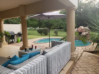 4 Bedroom House For Sale in Hartbeespoort - img