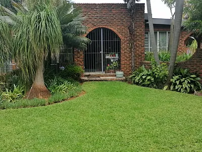 4 Bedroom House For Sale in Akasia - kiKE.webp