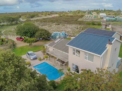 3 Bedroom House For Sale in Hopefield - img