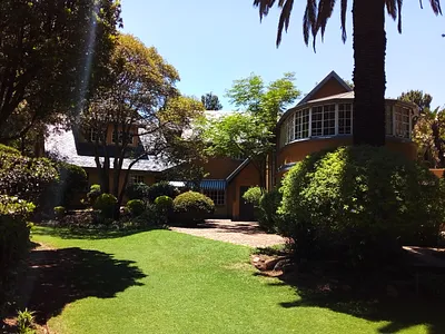 5 Bedroom House For Sale in Johannesburg - img