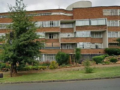2 Bedroom Apartment For Sale in Johannesburg - RMkd.webp