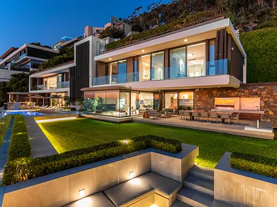 6 Bedroom House To Rent in Cape Town - img