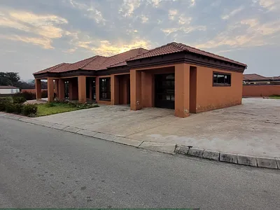 4 Bedroom House For Sale in Brits - JrOG.webp