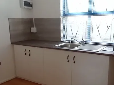 1 Bedroom Apartment To Rent in Cape Town - juJU.webp
