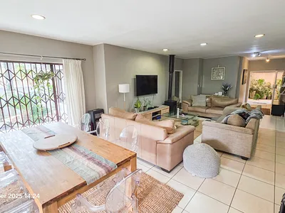 4 Bedroom House For Sale in Sandton - img