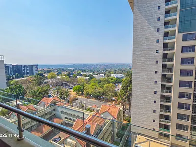 2 Bedroom Apartment For Sale in Sandton - img