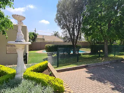 2 Bedroom Apartment For Sale in Sandton - FLyj.webp