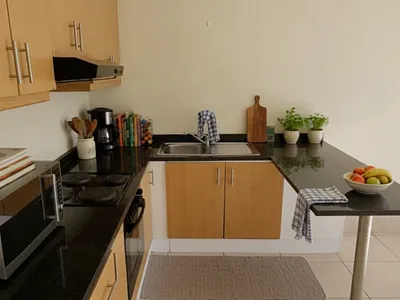 1 Bedroom Apartment To Rent in Cape Town - Nkb6.webp