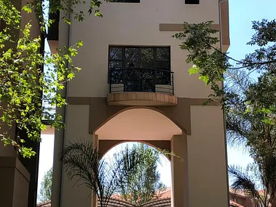 1 Bedroom Apartment For Sale in Centurion - img