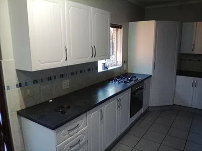 3 Bedroom House To Rent in Centurion - wJdb.webp