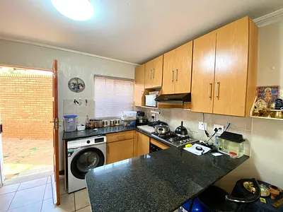 2 Bedroom Townhouse For Sale in Centurion - img