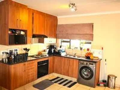 2 Bedroom Apartment For Sale in Midrand - img
