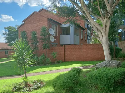 2 Bedroom Apartment To Rent in Centurion - gJ5f.webp