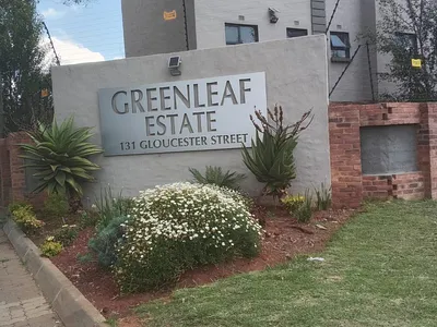 3 Bedroom Apartment For Sale in Brakpan - 6EtA.webp