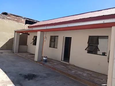 4 Bedroom House For Sale in Benoni - SKy2.webp
