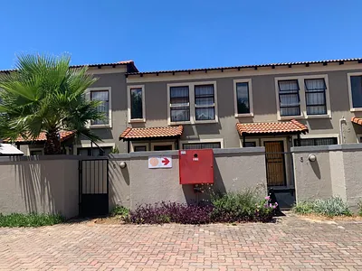 2 Bedroom Apartment For Sale in Heidelberg - nrI7.webp