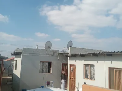 10 Bedroom Apartment For Sale in Midrand - img
