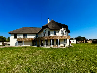 4 Bedroom House For Sale in Glen Austin, Midrand - img
