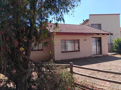 3 Bedroom House For Sale in Polokwane - wFxy.webp