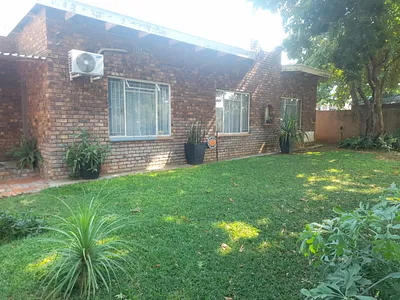 4 Bedroom House For Sale in Groblersdal - e7Dc.webp