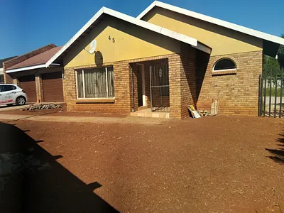 3 Bedroom House For Sale in Polokwane - jWTI.webp