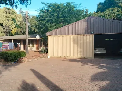 4 Bedroom House For Sale in Polokwane - h8Oc.webp