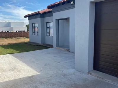 5 Bedroom House For Sale in Polokwane - Wq0S.webp