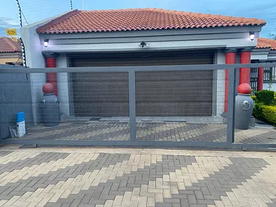 3 Bedroom House For Sale in Polokwane - QnMp.webp
