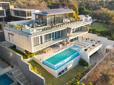 5 Bedroom House For Sale in Sandton - zpHb.webp
