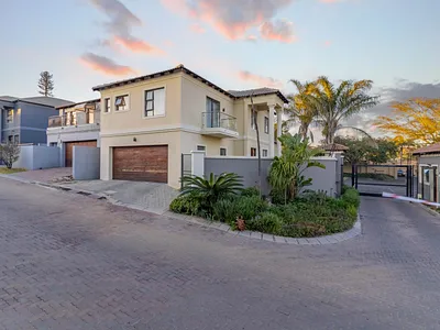 4 Bedroom House For Sale in Midrand - ezsr.webp