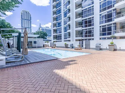 1 Bedroom Apartment For Sale in Sandton - img