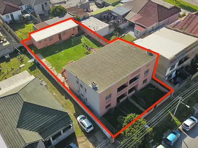 9 Bedroom Apartment For Sale in Port Elizabeth - img