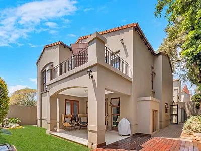 3 Bedroom Townhouse To Rent in Johannesburg - img