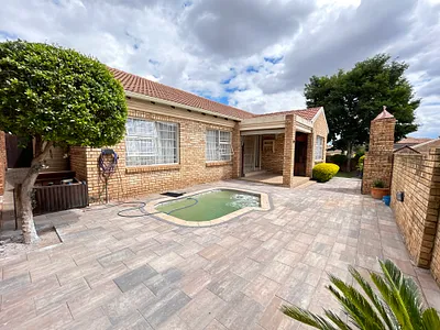 3 Bedroom House For Sale in Centurion - 647B.webp