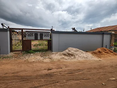 2 Bedroom House For Sale in Benoni - HaVb.webp
