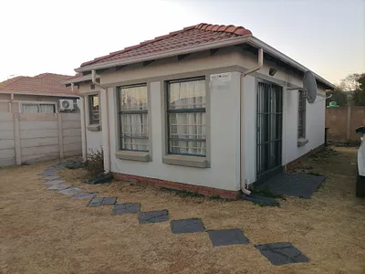 3 Bedroom House To Rent in Pretoria - cjgB.webp