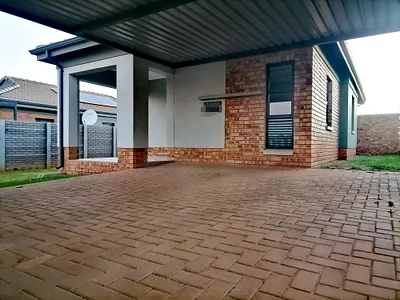 3 Bedroom House For Sale in Pretoria - dfQP.webp