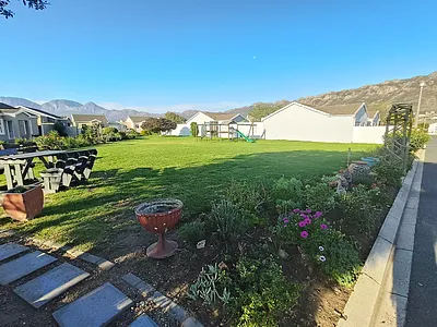 3 Bedroom House For Sale in Gordons Bay - CPV6.webp