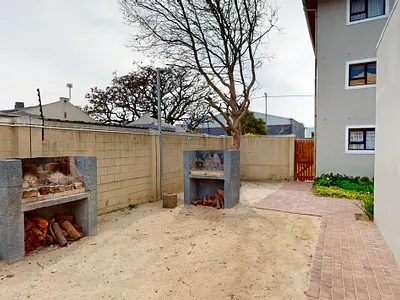 2 Bedroom Apartment For Sale in Strand - aMAd.webp