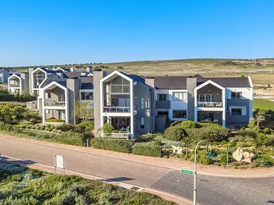 2 Bedroom Townhouse For Sale in Langebaan - MMSg.webp