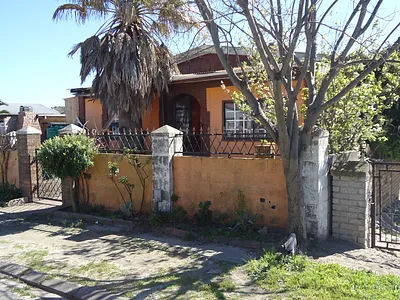 4 Bedroom House For Sale in Grabouw - OUcd.webp